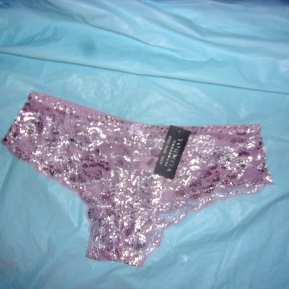 Youmita 34C Seafog Metallic Lace Bra & Medium Metallic Lace Hipster Set NWT - Picture 3 of 9